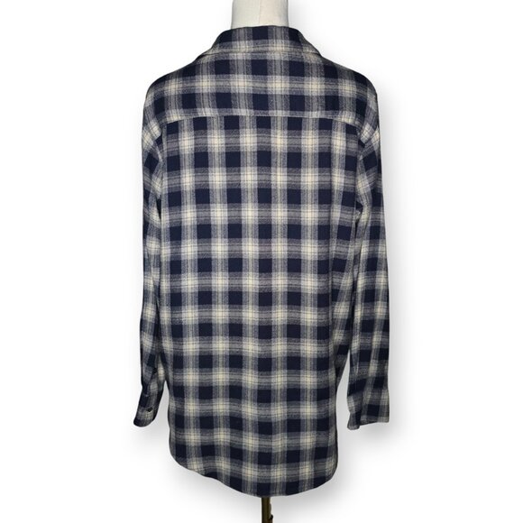 Madewell Oversized Boyfriend Flannel Plaid Button Down Shirt - Navy and Cream - Picture 6 of 7